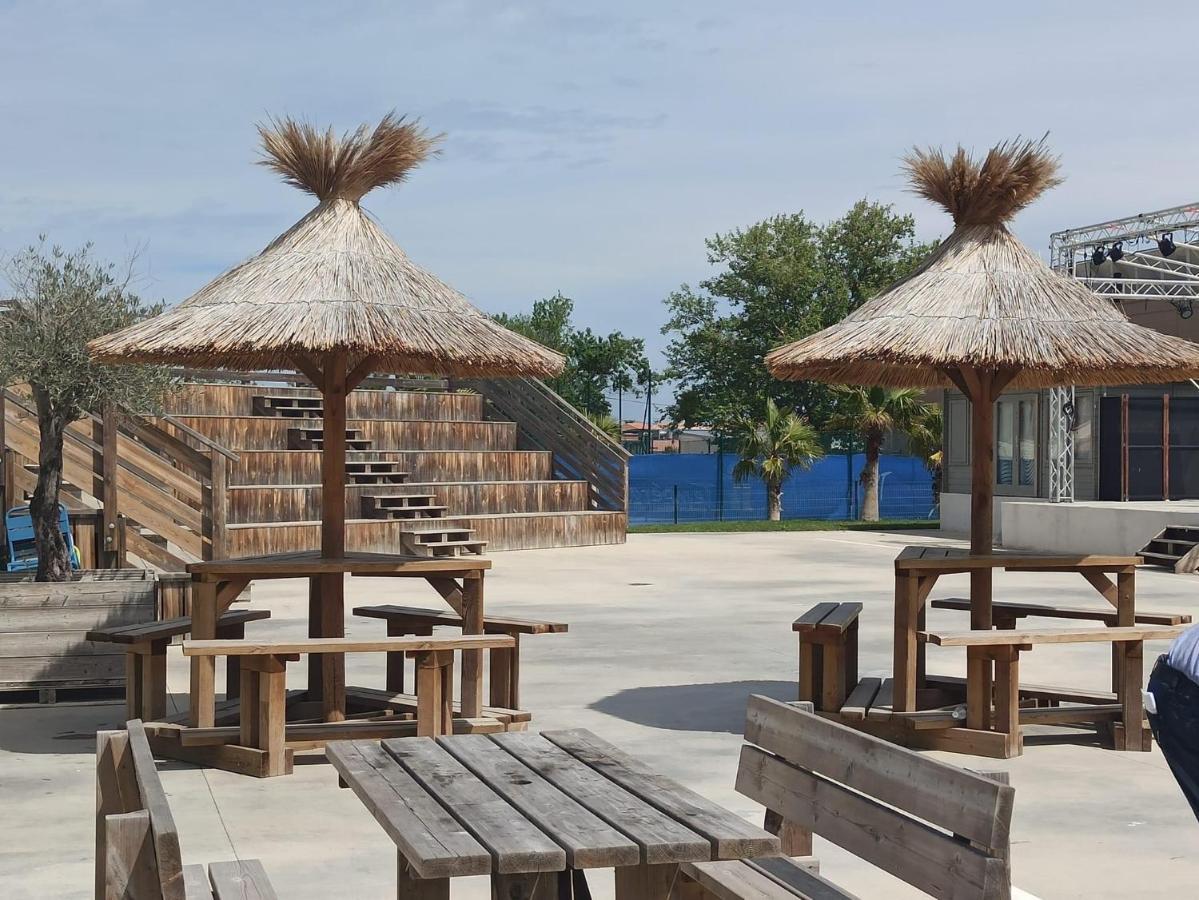 Campsite Mobil 4* La Falaise Narbonne-Plage